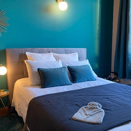 Hotel Les Berges Bourbourg Esterno foto