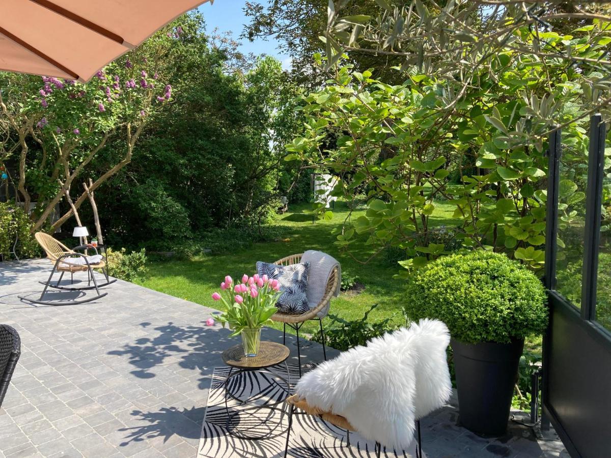 Hotel Les Berges Bourbourg Esterno foto