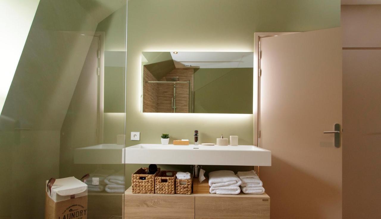 Hotel Les Berges Bourbourg Esterno foto