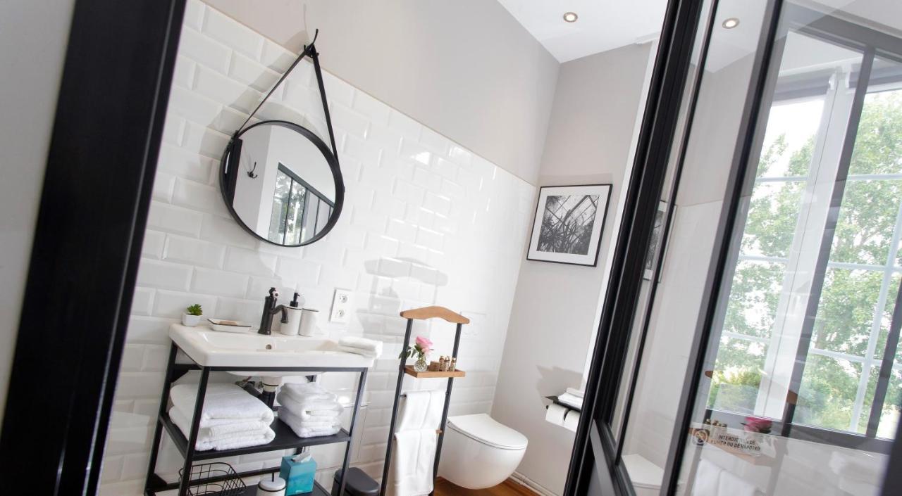 Hotel Les Berges Bourbourg Esterno foto