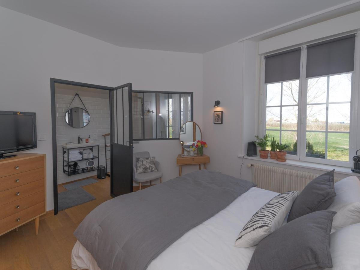 Hotel Les Berges Bourbourg Esterno foto