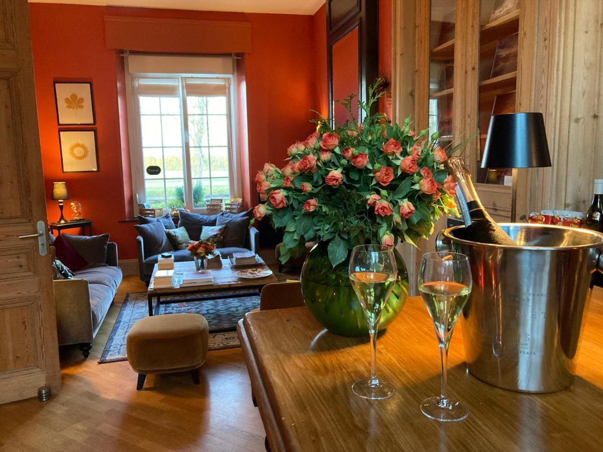Hotel Les Berges Bourbourg Esterno foto