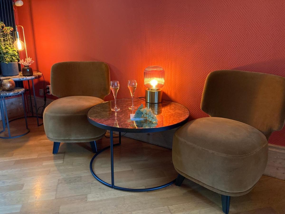 Hotel Les Berges Bourbourg Esterno foto