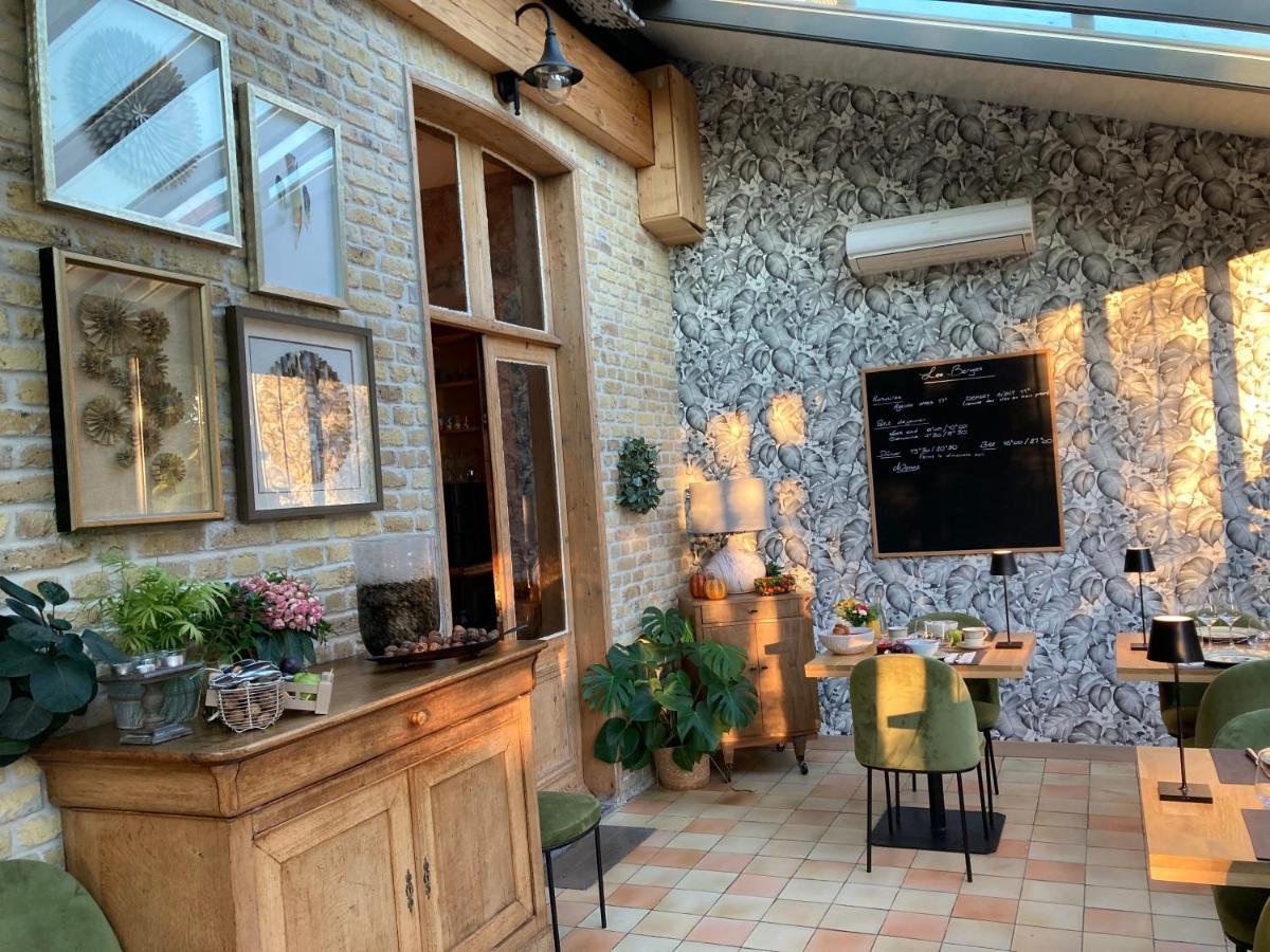Hotel Les Berges Bourbourg Esterno foto